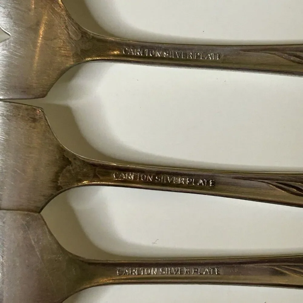 Carlton Silver Plate Salad Fork Set Of 4 Forks Cherie Pattern - Picture 6 of 12